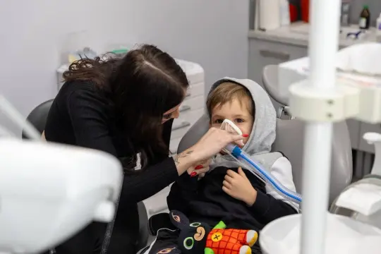 Opóźniony okres po dentyście? Znieczulenie czy stres?